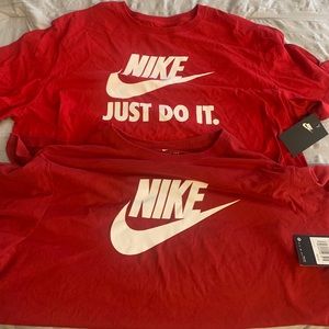 Lot of (2) Men’s Nike XXL T-shirts Red